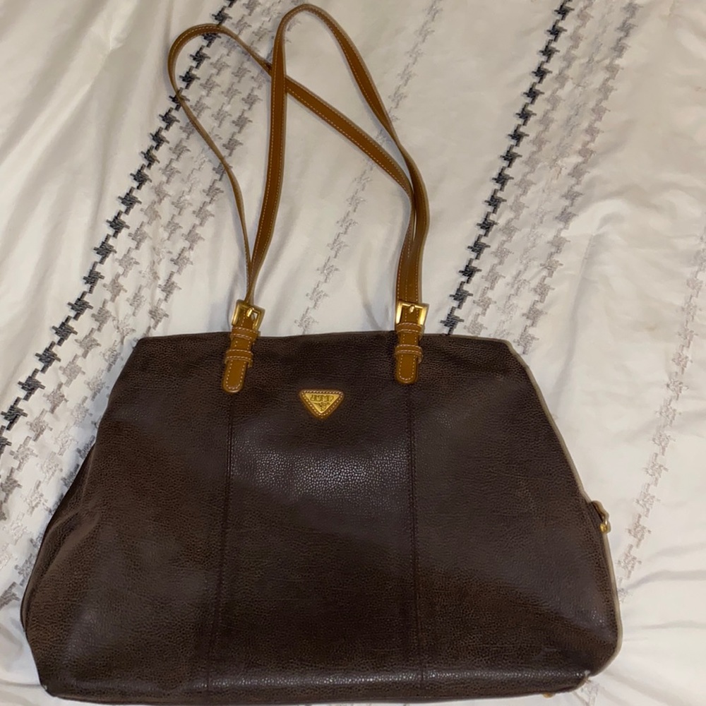Boyt jumper brown bag! Several compartments for all your miscellaneous items